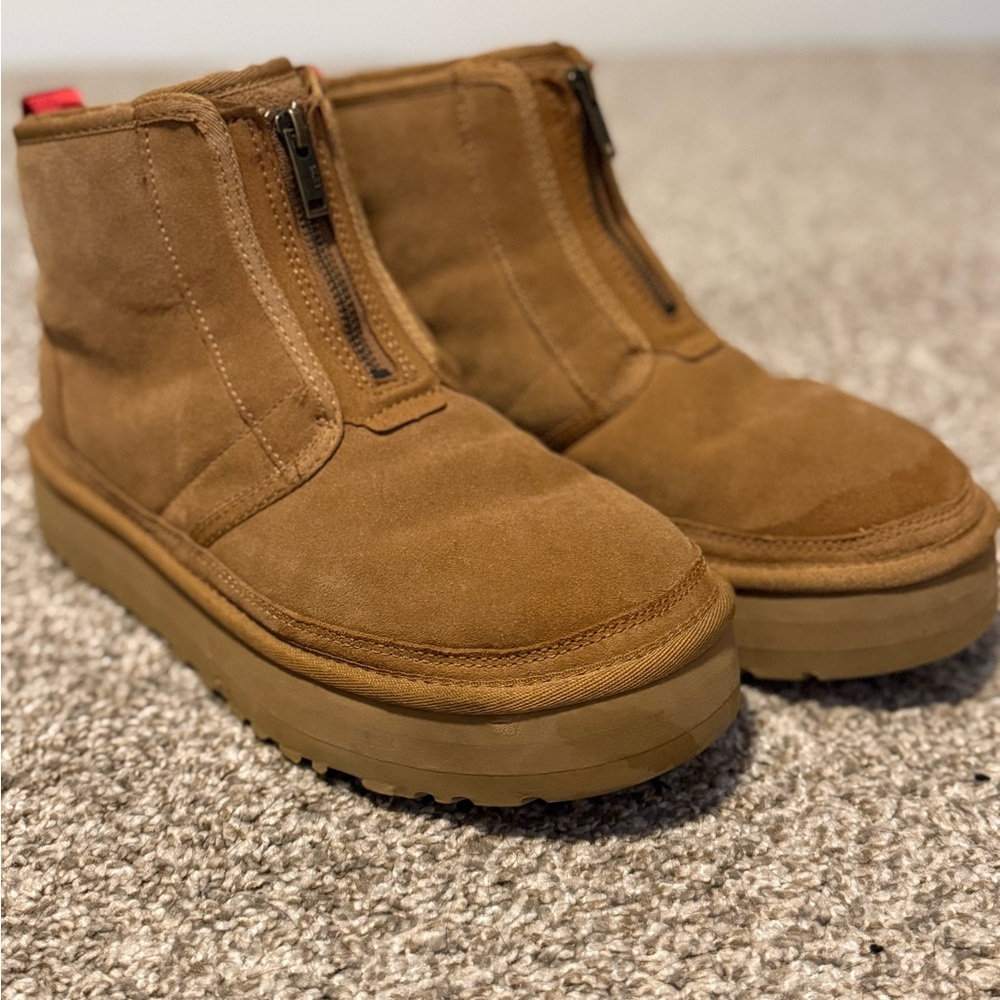 UGG Women's Neumel Zip Platform Booties